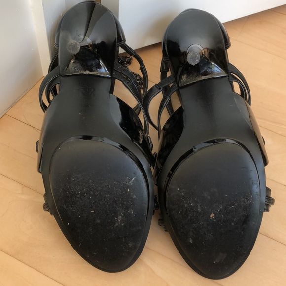 Rock & Republic Strappy Chain High Heel Sandals - Picture 5 of 6